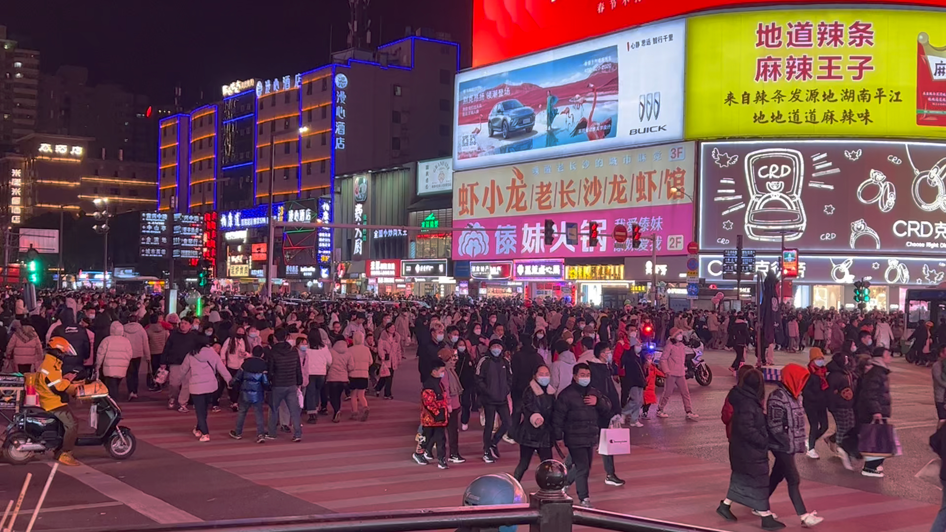 五一广场最新动态，城市脉搏与民众焦点观察